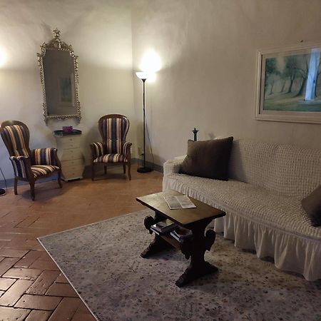 Otello Appartamento In Palazzo Storico - Palazzo Tolomei Флоренция Экстерьер фото