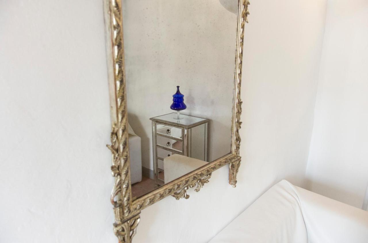 Otello Appartamento In Palazzo Storico - Palazzo Tolomei Флоренция Экстерьер фото